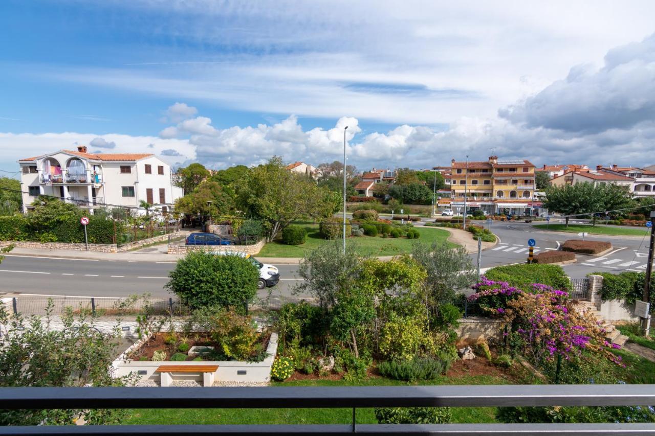 Apartments With A Parking Space Rovinj - 12656 Exterior photo